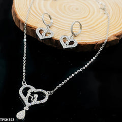 couple heart pendent set