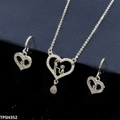 couple heart pendent set